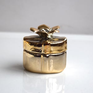 Vintage Gold Roses Flower Porcelain Jewelry Ring Box Trinket Lidded Dish Gift for Her Small Jewelry Storage Box MCM Asian Chinese Art