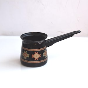 Vintage Black Enameled Solid Metal Coffee Pot Jazz Jug Turkish Kettle Jazzva Briki Cezve Pottery European Coffee Maker Oriental