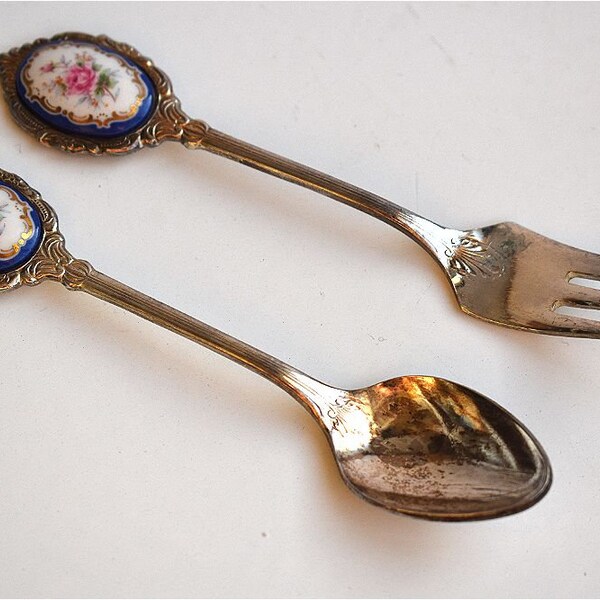 Vintage Rostfrei Set of 2 Tea Coffee Spoon Fork Dessert Silver Plated Metal Porcelain Handle Hand Painted Teaspoon Germany MCM Pottery