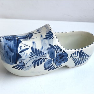 Vintage Large Holland Dutch Delft Shoes Porcelain Wall Hanging Figurine Clog Dutch Windmill Ceramic Hand Painted European Art Netherlands