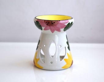 Ceramic Essential Oil Diffuser White Flower Oil Burner Hot Porcelain Room Fragrance Feng Shui Asian Aromatherapy Aroma Candle Warmer Painted