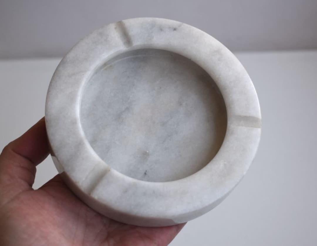 Vintage marble ashtray ヴィンテージ　大理石　灰皿 灰皿 Vintage marble ashtray ヴィンテージ 大理石 灰皿 ガラス