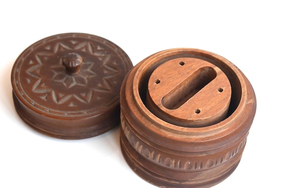 Vintage Wood Hand Carved Cigarette Box Dispenser Smoker Accessory Engraved  Art Cigarette Holder Case Organizer Rustic Mens Fathers Gift