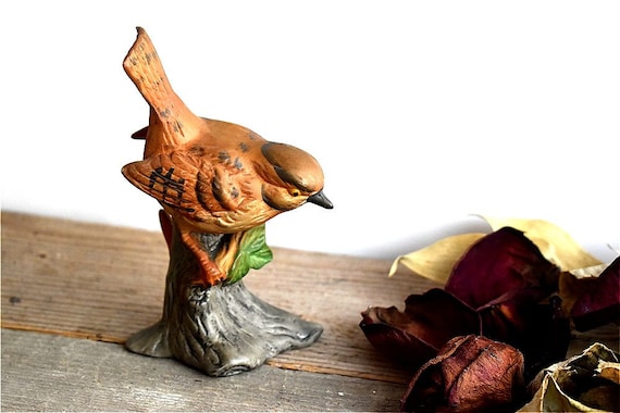 Vintage British Bird Clay Porcelain Statue Figurine Songbird