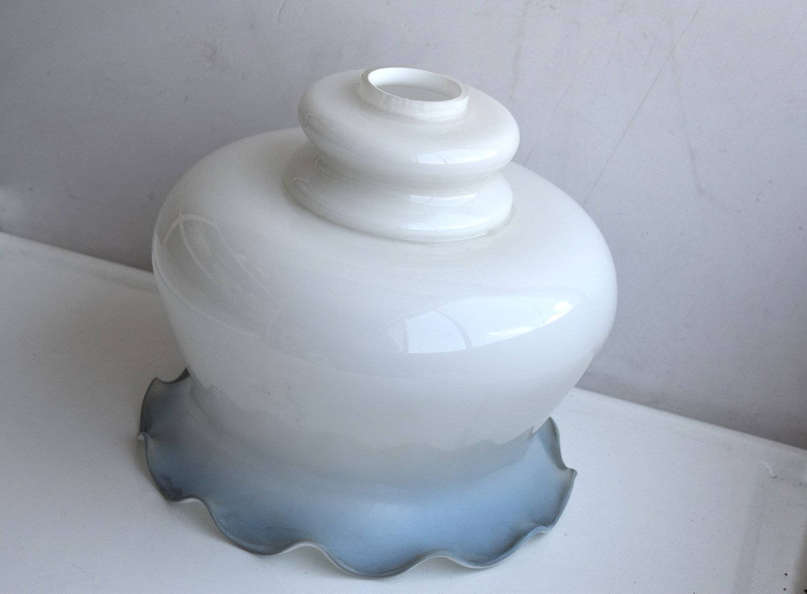 Vintage Lagre White Blue Milk Glass Lamp Shade Lighting Light Globe