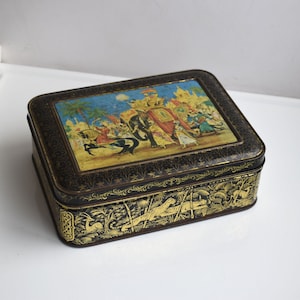 Tobacco Tin With Compartments