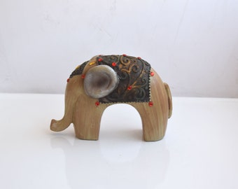 Statuetta decorativa vintage con elefante, statua in plastica in resina, scultura incisa, design minimalista africano, animale, regalo di buona fortuna