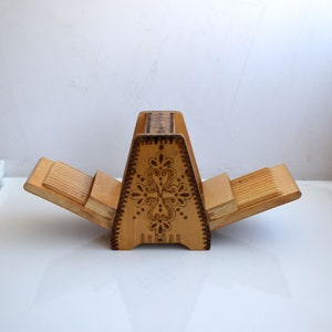 Portasigarette vintage in legno Portasigarette 1970 Organizzatore di sigarette Scatola pirografica dipinta a mano Regalo per fumatori Regalo Tobacciana
