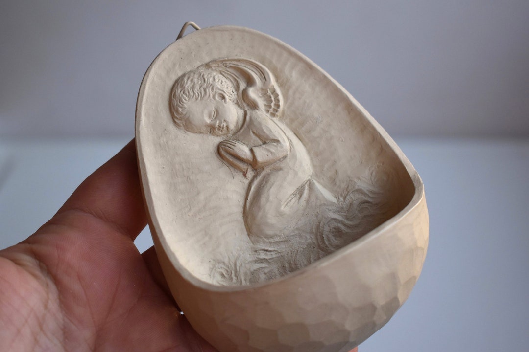 Vintage Ceramic Praying Angel Wall Pocket Picture Plaque Panel Clay