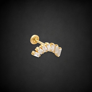 14K Gold Stud Baguette Stone Piercing, Tragus Piercing, Gold Stud Earring, Gold Stud Piercing, Cartilage Piercing, Gift For Her