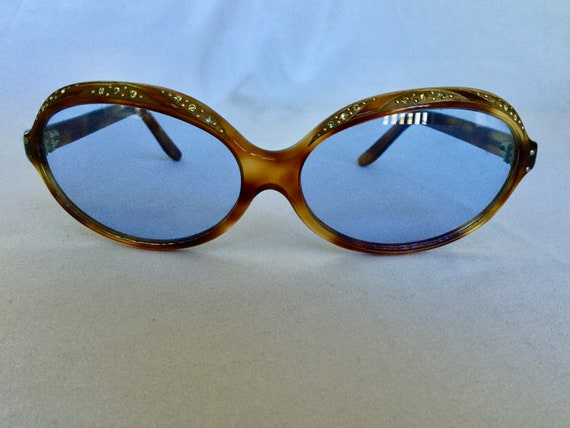 1960s Honey Tortoise Rhinestone Sunglasses - image 3