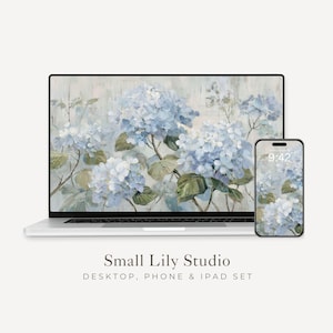 Peut inclure: Un ordinateur portable et un smartphone affichent un motif floral à l'aquarelle avec des hortensias bleus. Les appareils sont placés sur un fond neutre. Le texte "Small Lily Studio" et "Desktop, Phone & iPad Set" est affiché en dessous.