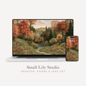 Könnte beinhalten: Ein silberner Laptop und ein Smartphone mit einem digitalen Herbstlandschafts-Hintergrundbild mit Bäumen, einem Bach und Pilzen. Der Text darunter lautet Small Lily Studio DESKTOP, PHONE & IPAD SET. Die Geräte stehen vor weißem Hintergrund.