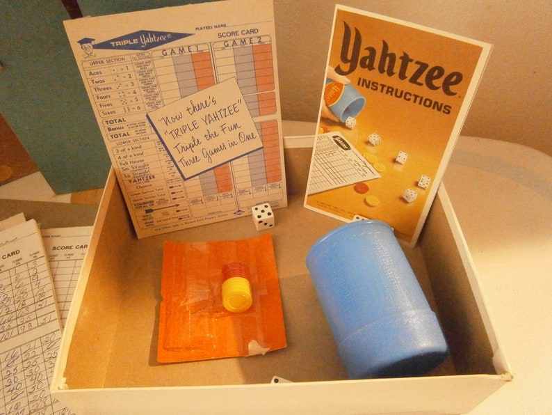 YAHTZEE Dice Game by Lowe Milton Bradley Vintage Games image 0