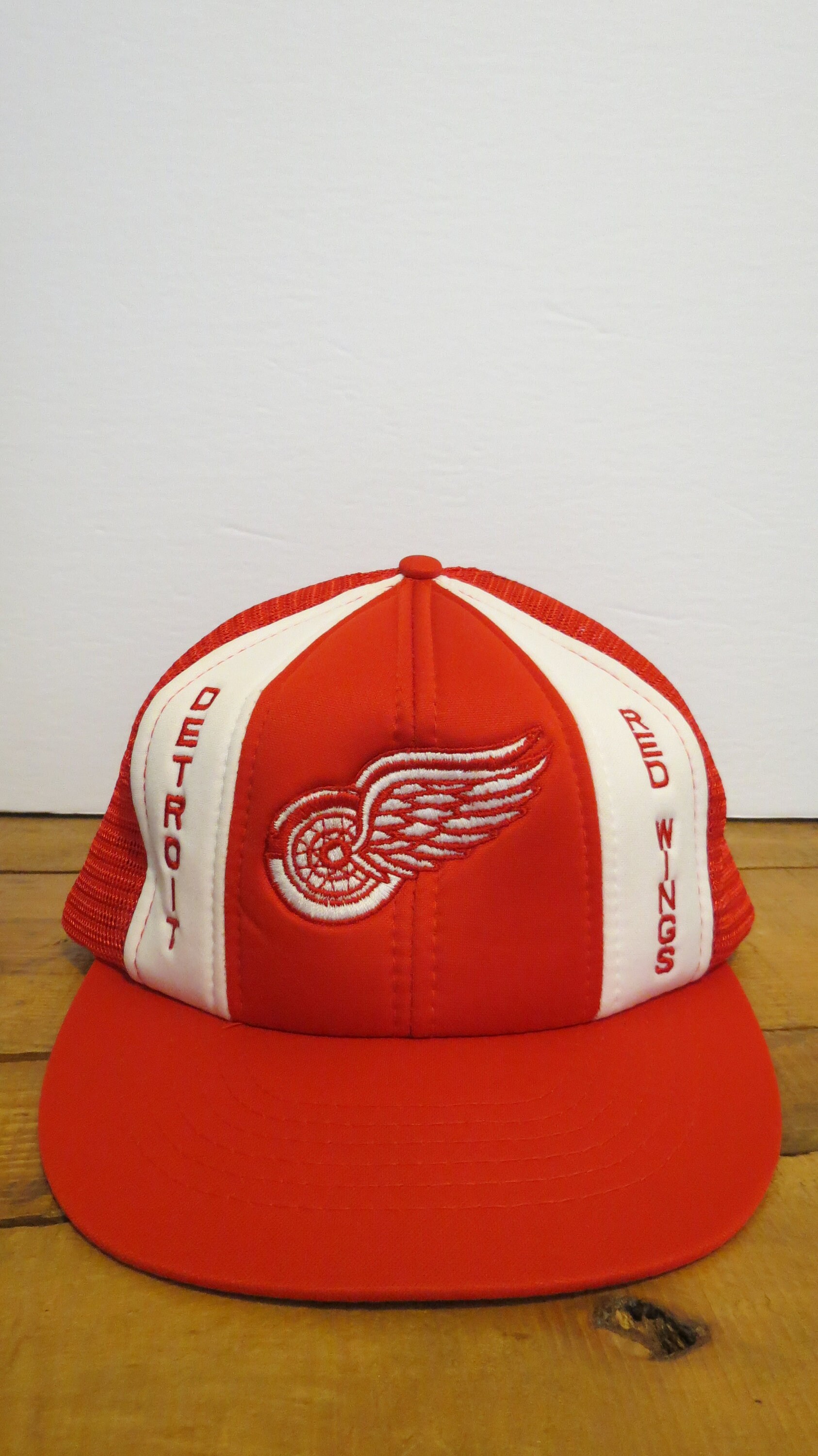 red wings trucker hat