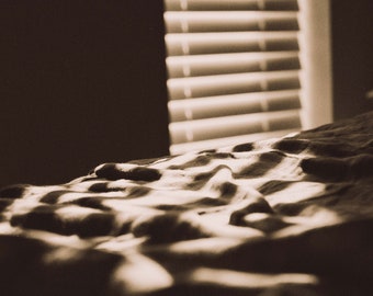 black and white suspense noir sleek bedroom relaxing morning romantic moody contrast dramatic dreamy retro sensual geometric nesting photo