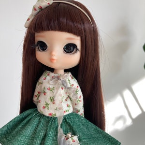 Rencontrez Georgiana, #yeolume personnalisé par #magdalenasdolls