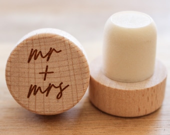Mr and Mrs Wine Stopper | Wine Corks | Wood Wine Cork | Wine Stoppers | Bridal Shower Gift | Wedding Favors | Mr and Mrs Wine Cork|Wine Gift