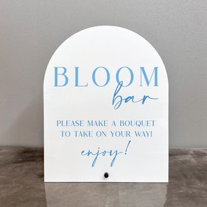 Niebieski znak baru Bloom, akrylowy znak baru Bloom, znak baru Bloom, znak baru Flower, bar Bloom, znak baru Bridal shower bloom, znak Make a bouquet