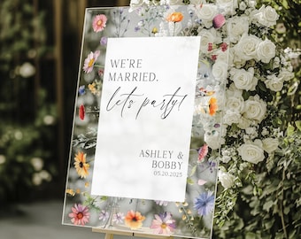 Letrero acrílico de boda con flores silvestres, Letrero de bienvenida personalizado, Letrero floral para bodas, Letrero de boda de primavera, Letrero de boda con flores, Letrero de flores silvestres