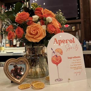 Aperol spritz akrylskylt, Aperol spritz-skylt, Aperol spritz möhippa, Aperol spritz receptskylt, Aperol spritz-tema, Spritzbar bild 3