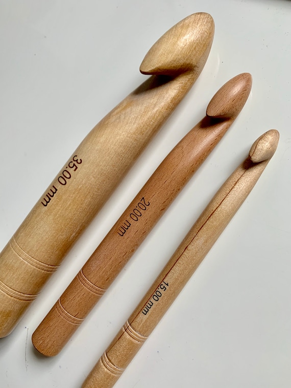 Large Crochet Hooks Bamboo Needles Chunky Jumbo 20mm Yarn Knitting Hook Home DIY