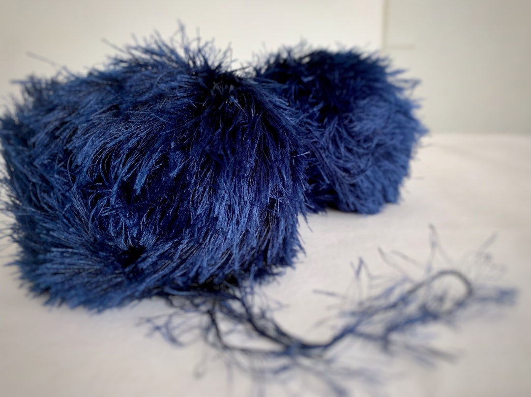 Navy Fringe Novelty Yarn // Flutter Fringed Specialty Yarn // Blue
