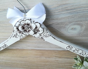 Bride hanger Personalized hanger Bridal custom hanger White Bridal hanger With name Rustic Wedding hanger Bride dress hanger Bride  gift