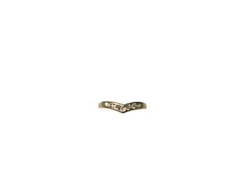 Vintage 9ct Gold Clear Diamond Wishbone Chevron Ring Size M