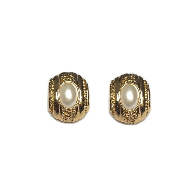 Vintage Chanel Diamante Clip Back Earrings Pearls Costume Gold Nice Big!  1980's