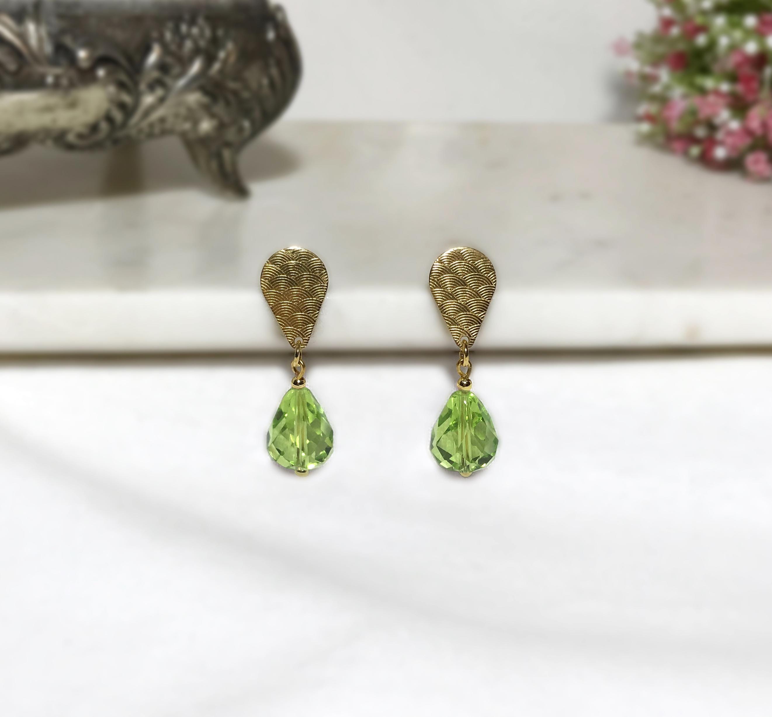 Art Deco Style Gold Plated Apple Green Austrian Crystal Teardrop Earrings