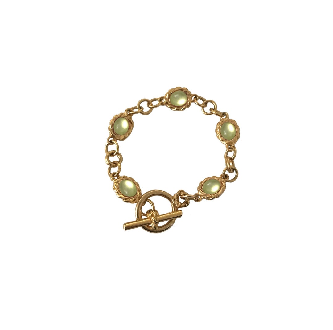 アクセサリー VTG 80s GAULTIER Holly Olive Bracelet JEAN PAUL GAULTIER Vintage Cameo Bracelet For Sale at