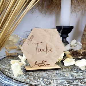 Numeri da tavolo per matrimoni Numeri da tavolo Boho Numeri da tavolo in legno Decorazioni da tavolo Numeri da tavolo per doccia da sposa Insegne da tavolo per matrimoni Decorazioni per matrimoni