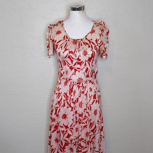 Beautiful Blooms - Stunning 1940s 40s Floral Rayon Knit Day Dress - Swing Dress Day Dress - Vintage 1940s 40s Rayon Day Dress - XS