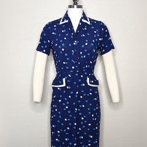 Confetti Cutie! Charming 1950s 50s Woven Rayon Print Shirtdress - Novelty Print Rayon Shirtdress - Vintage 1950s 50s Dress Shirtdress - W28”