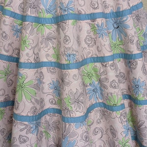 Demure Daisies Playful 1950s Tiered Circle Skirt 50s Novelty Print Skirt 1950s 50s vintage Skirt Swing Skirt Circle Skirt W28 image 6