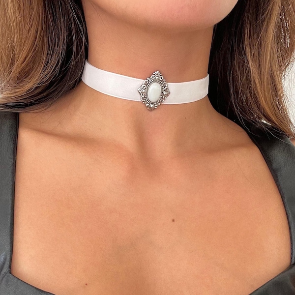 White Metal Choker