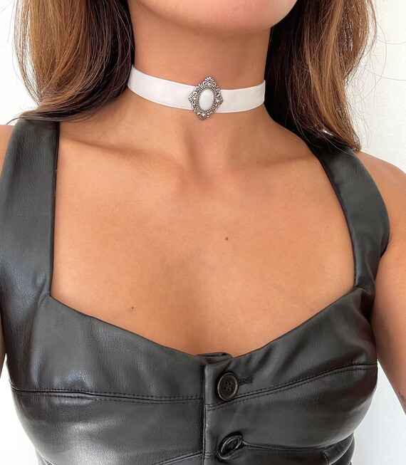 White Velvet Choker Victorian Choker Edwardian Necklace Gothic