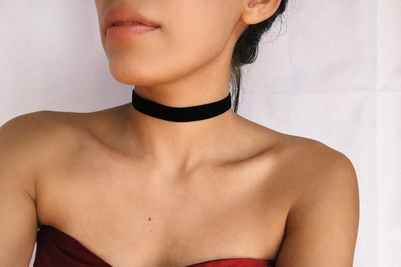 Black Heart Choker Velvet 90s Goth Choker Silver Heart 