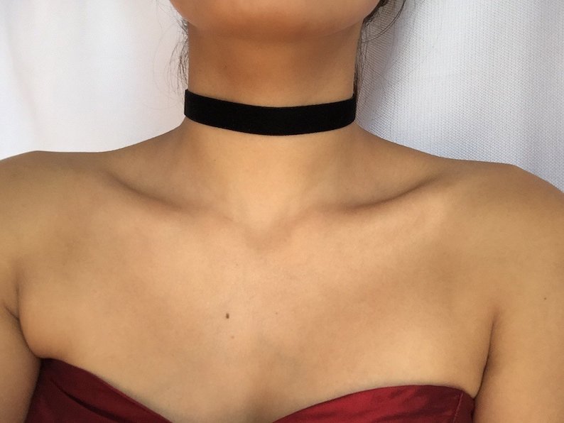 Luxe Black Velvet Choker / STAINLESS STEEL / Thick Black Choker / Goth Grunge/ Velvet Chokers / Black Choker / Cosplay Costume image 6