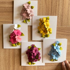 Set mit 5 leeren Quilled Floral Note Card Pack mit verpackten Umschlägen, Valentinstags-Karte, Glückwunschkarte, Dankeskarte