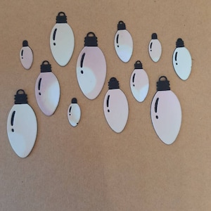 Kit of 12 pcs. die-cut cardboard lights.