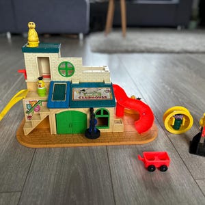 Clubhouse vintage Sesame Street 937 Fisher Price de 1976