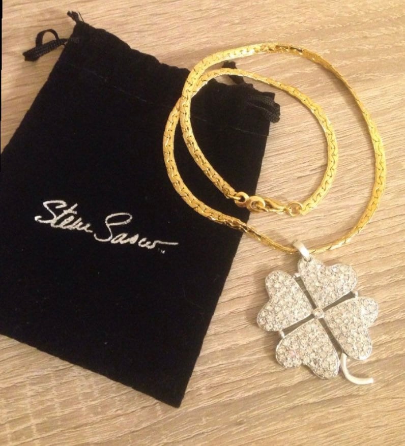 Sex and the City Inspired Clover Necklace - Etsy UK