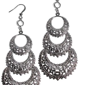 Famous For 15 Minutes Earrings  Edie Sedwick Inspired