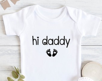 Pregnancy announcement idea, Baby announcement, Hello Daddy Baby bodysuit, Babyshower gift, Pregnancy reveal