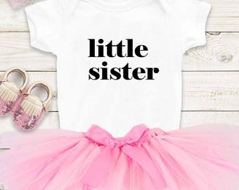 Little Sister Baby bodysuit, Lil Sis bodysuit, Matching baby sister bodysuit, Little Sis Big Sis bodysuit, Sister Baby announcement