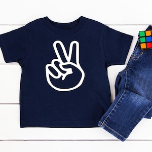 Chemise anniversaire 2 ans : deuxième anniversaire du signe de la paix