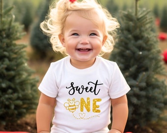 Bumblebee First Birthday Outfit, Bee Birthday bodysuit, Birthday Bee bodysuit, Baby's first birthday gift, 1st birthday outfit