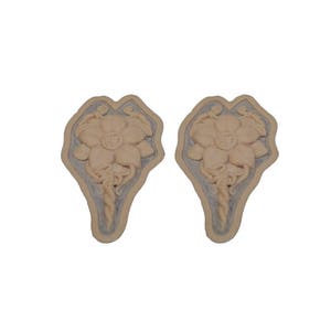 Silicone prosthetics N5 Nipple Covers:Flowers 2 - Platinum silicone gel with cap plastic edges.